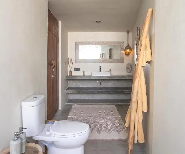 Charming 3br W/pool & View Villa *