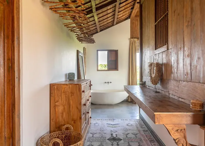 Villa Charming 3br W/pool & View