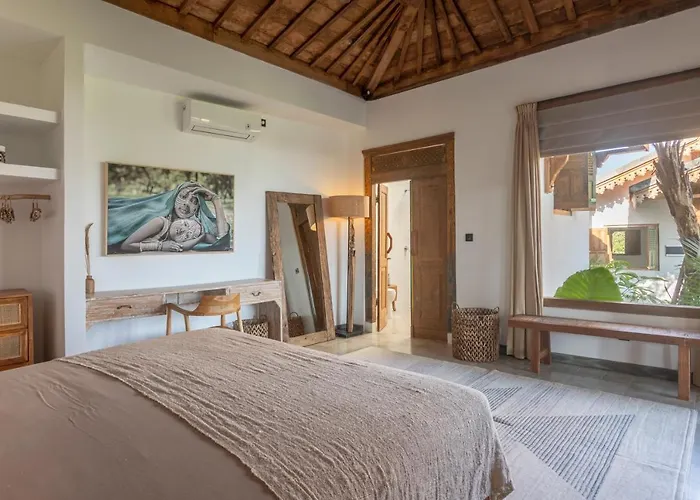 Charming 3br W/pool & View * Munggu