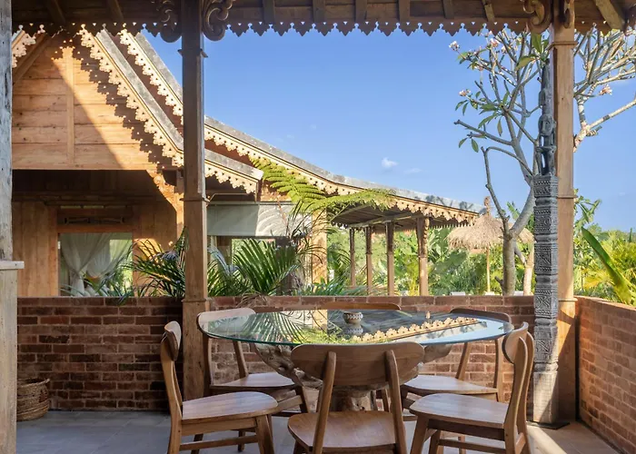 Charming 3br W/pool & View Villa *