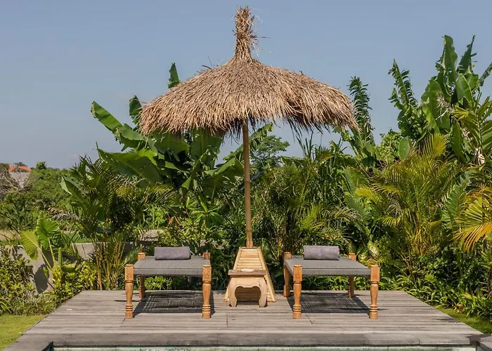 Charming 3br W/pool & View * Munggu