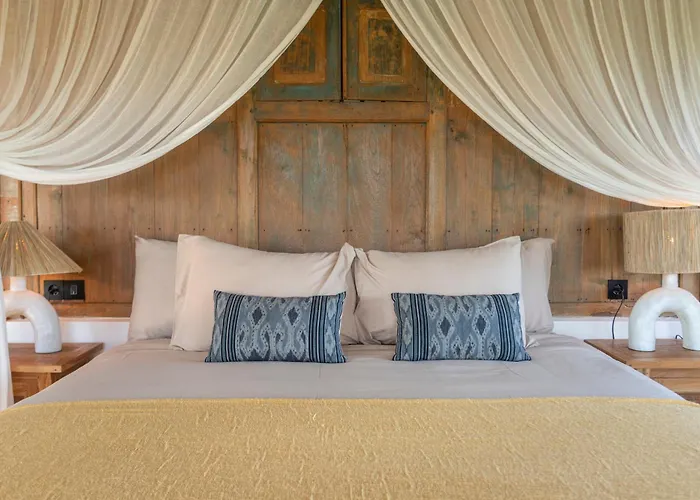 Charming 3br W/pool & View Villa *